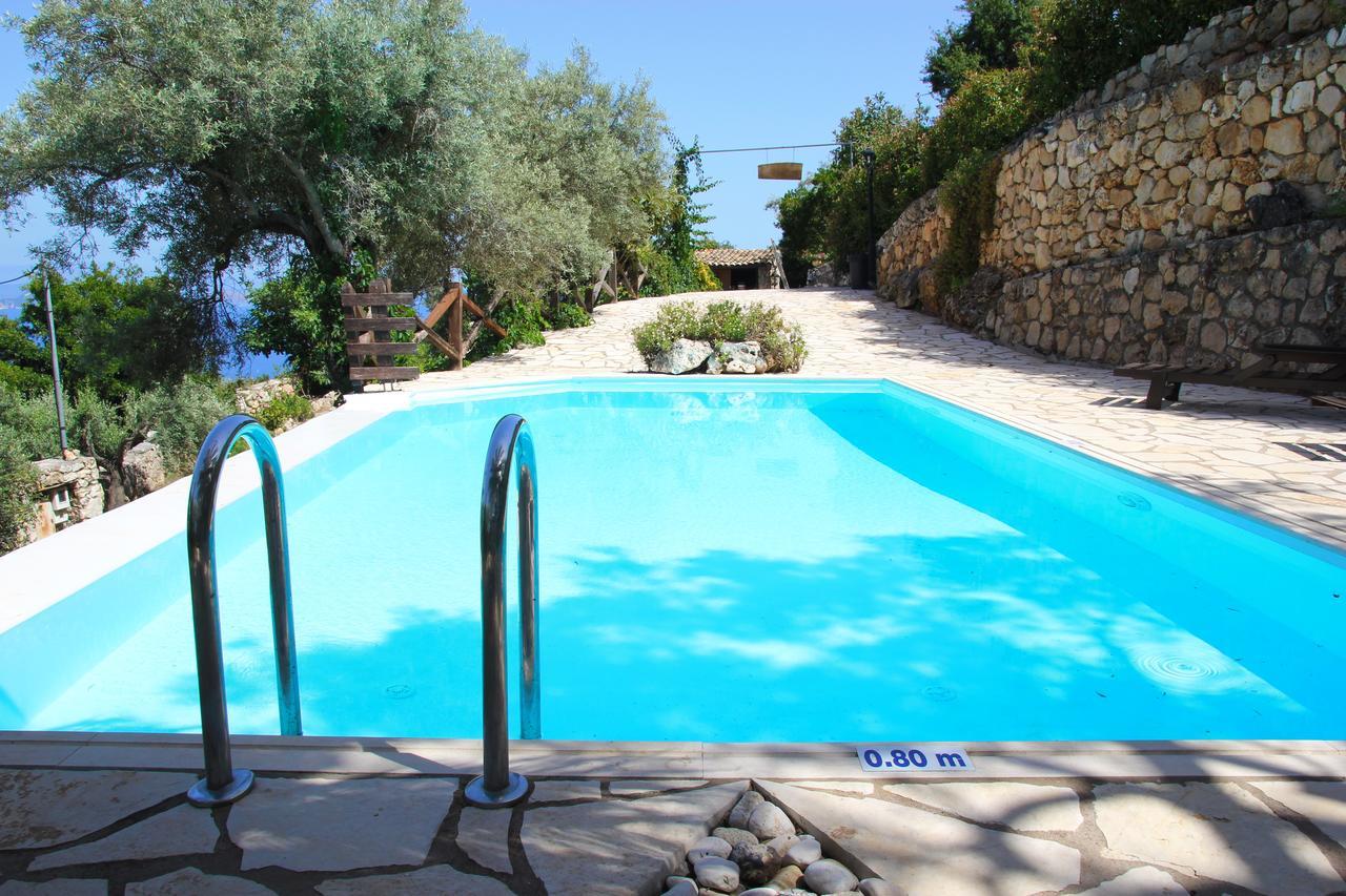 Arethousa Villas