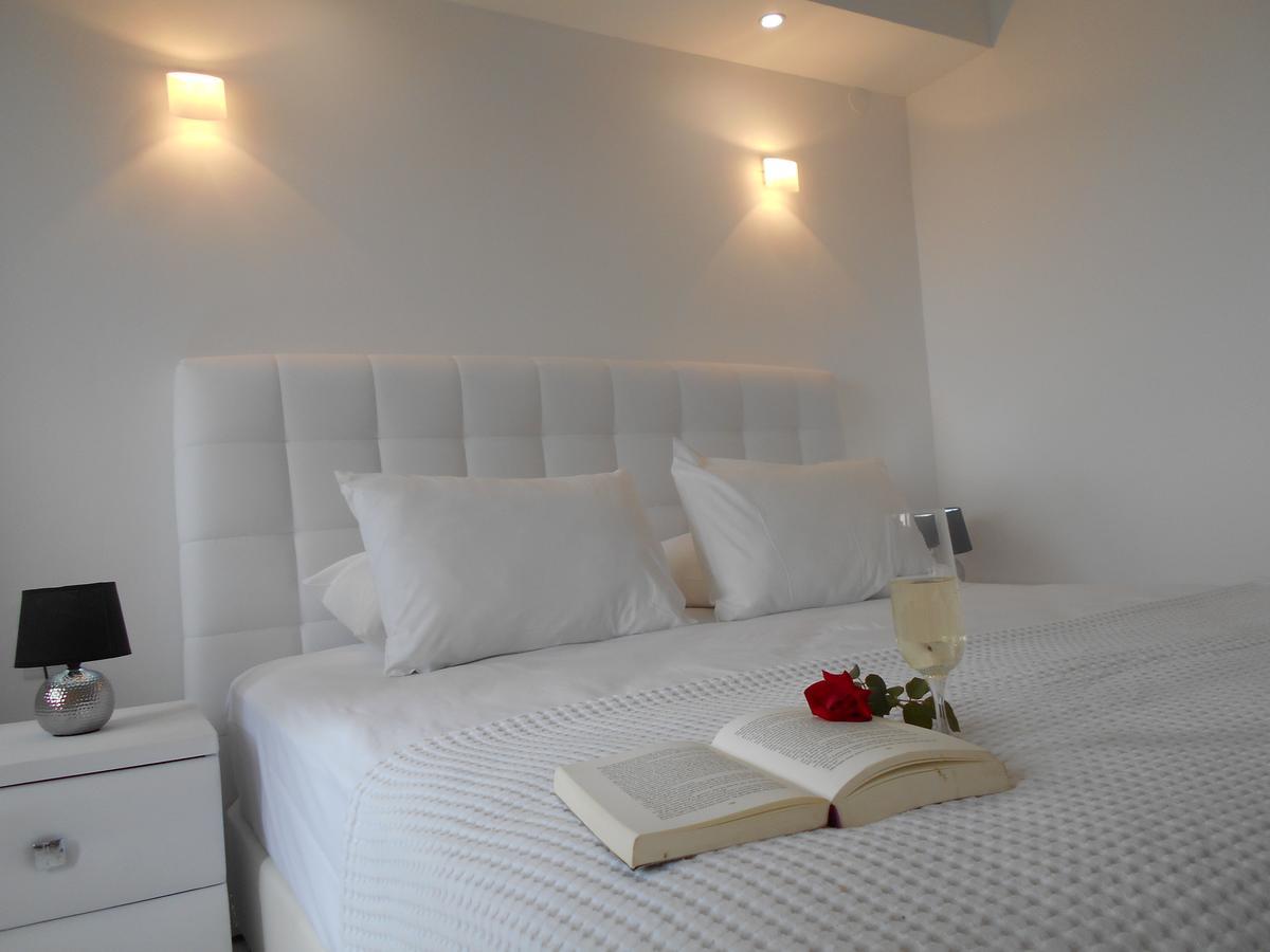Kinira Beach Hotel 2*