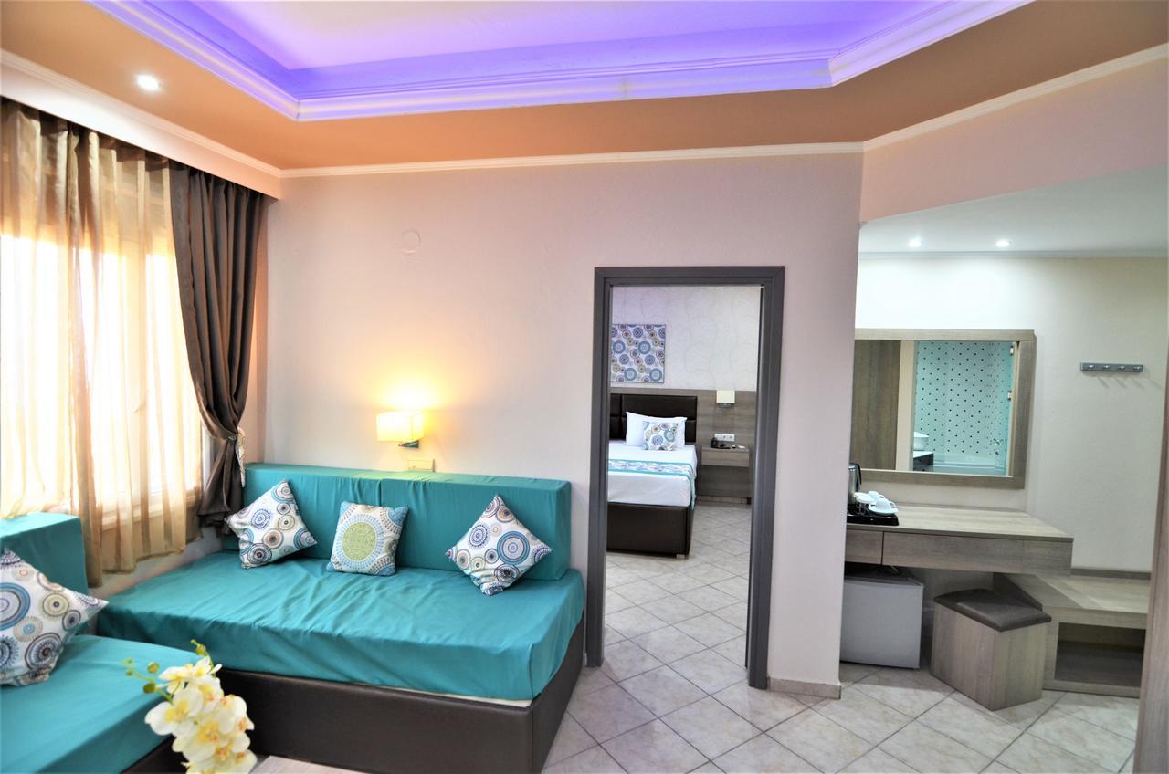 Hotel Grand 4*