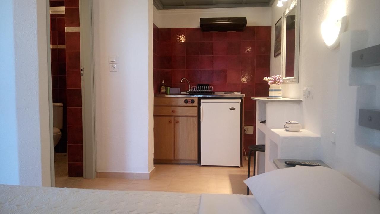 Guest house Koxilas Studios *