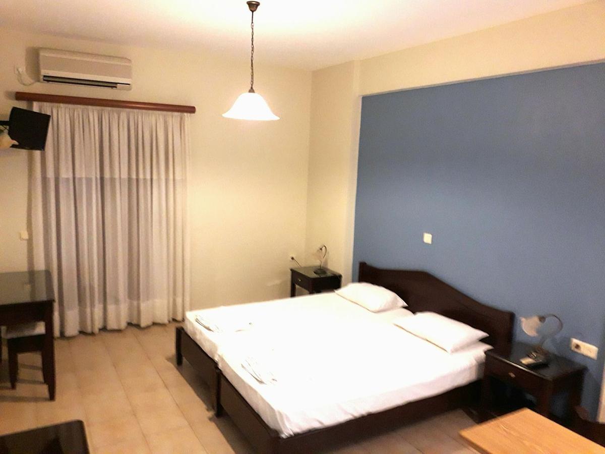 Sirius Hotel 2* Finikounta