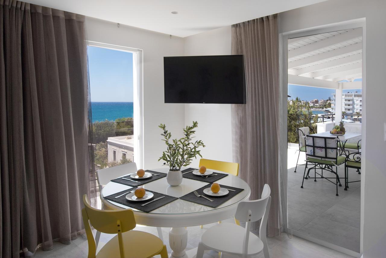 Coral Apartment