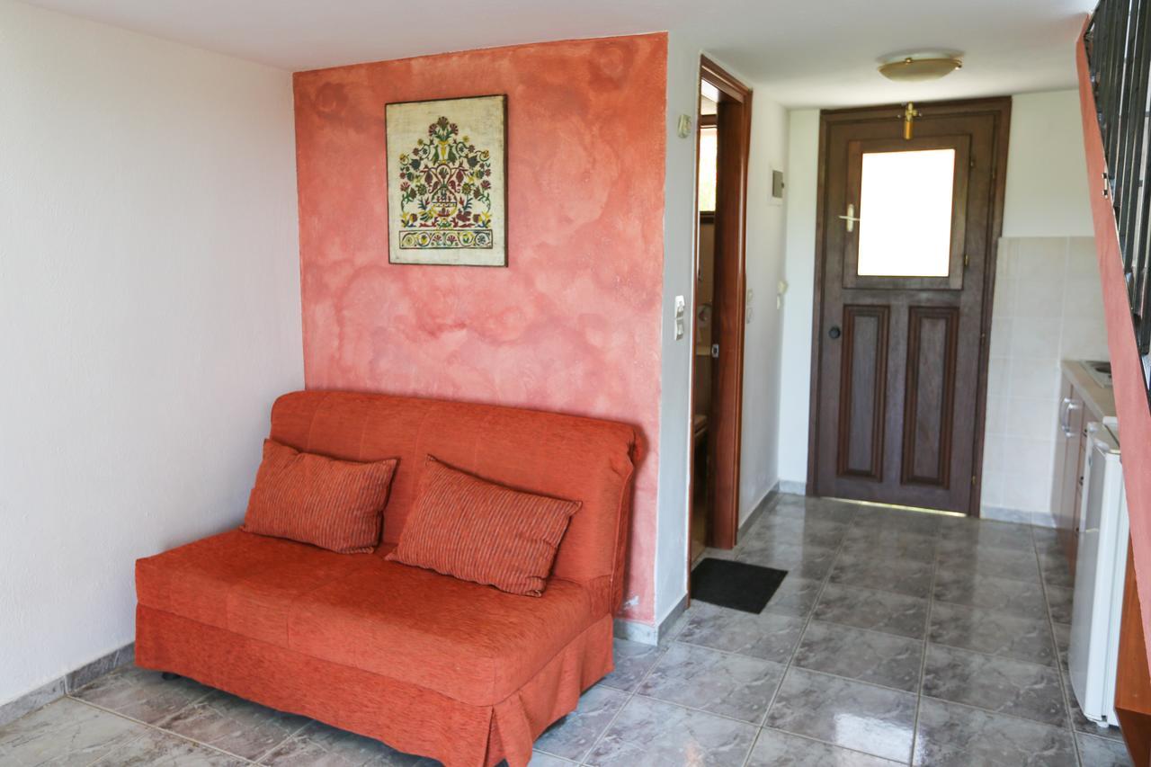 Angelina Apartment Platanias (Skiathos)