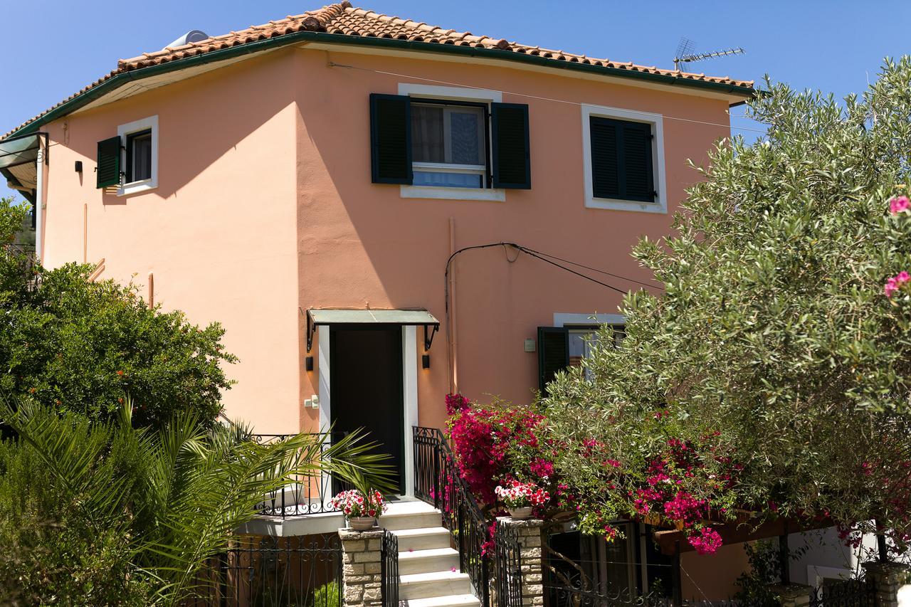 Paxos Apartment *