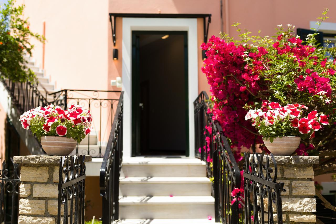 Paxos Apartment *