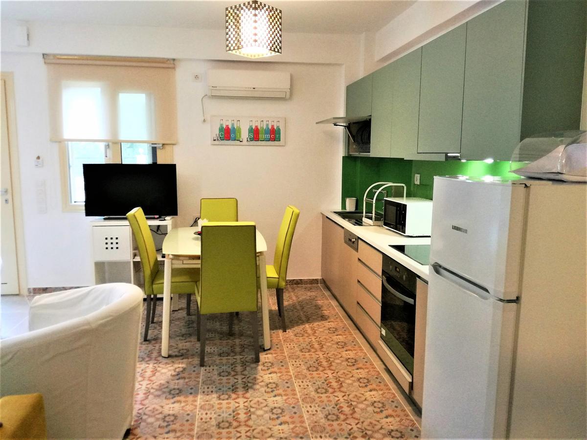 Holiday home Saints Plataria