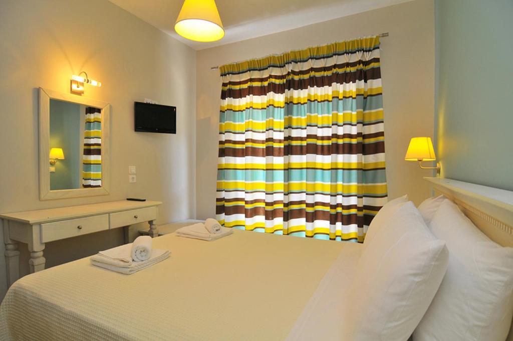 Ntinas Filoxenia & Aparthotel 4*