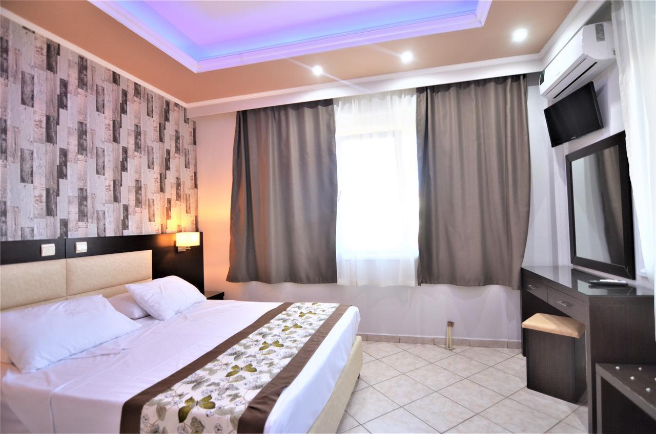 Grand Hotel
