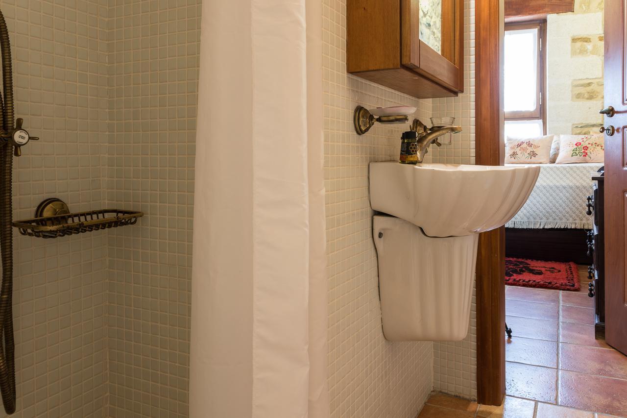 Ariadni Stone House With Private Pool Villa