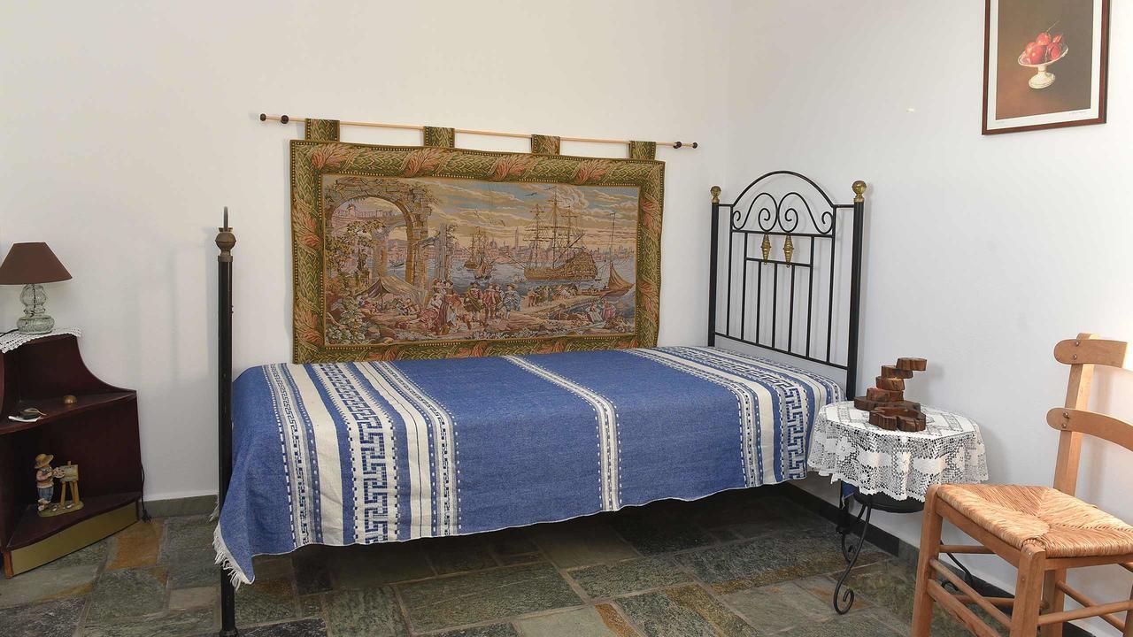 Anemos And Almyra Apartment Kini