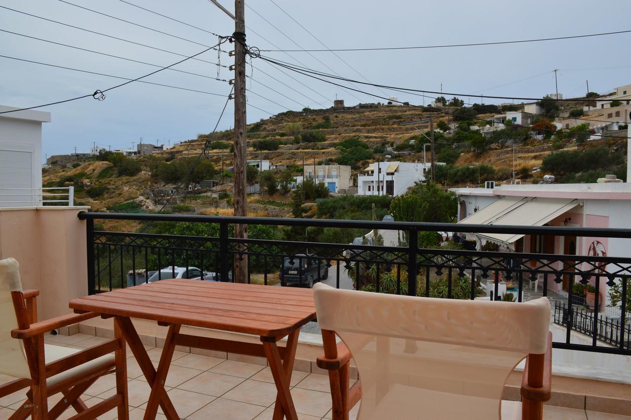 Kardoulis * Milos Island