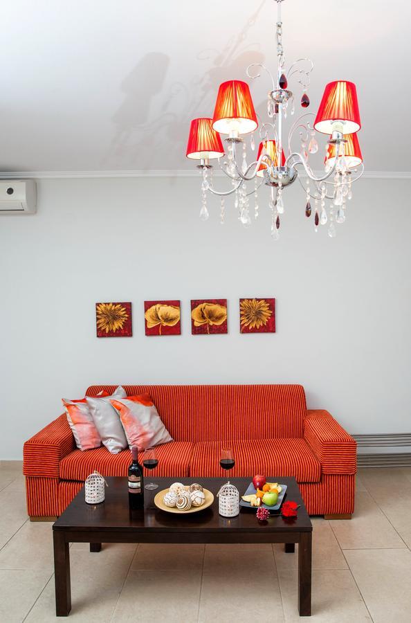 Golden Apartment Ofrinion