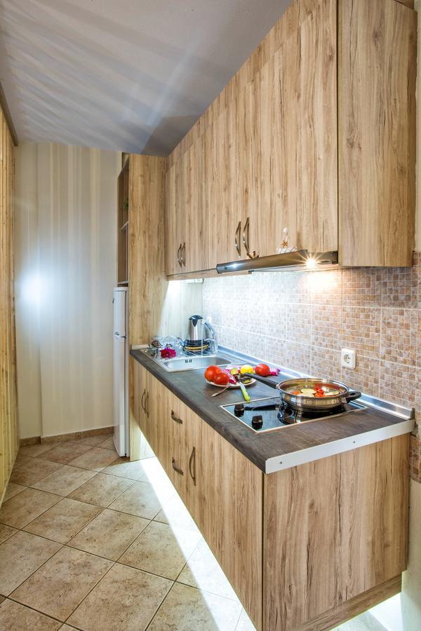Golden Apartment