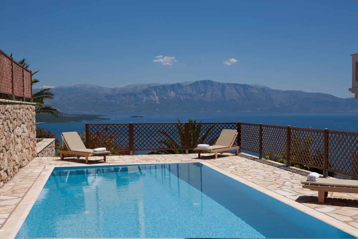 Aeropi Villa