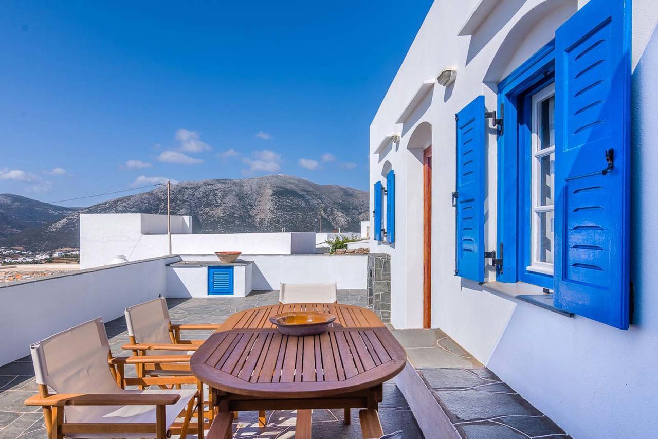 Sifnos- Spacious 2-bedroom House With Fantastic Yard! Country house