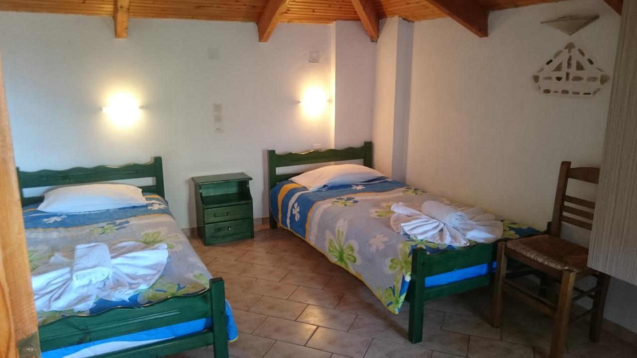Dakis Apartment