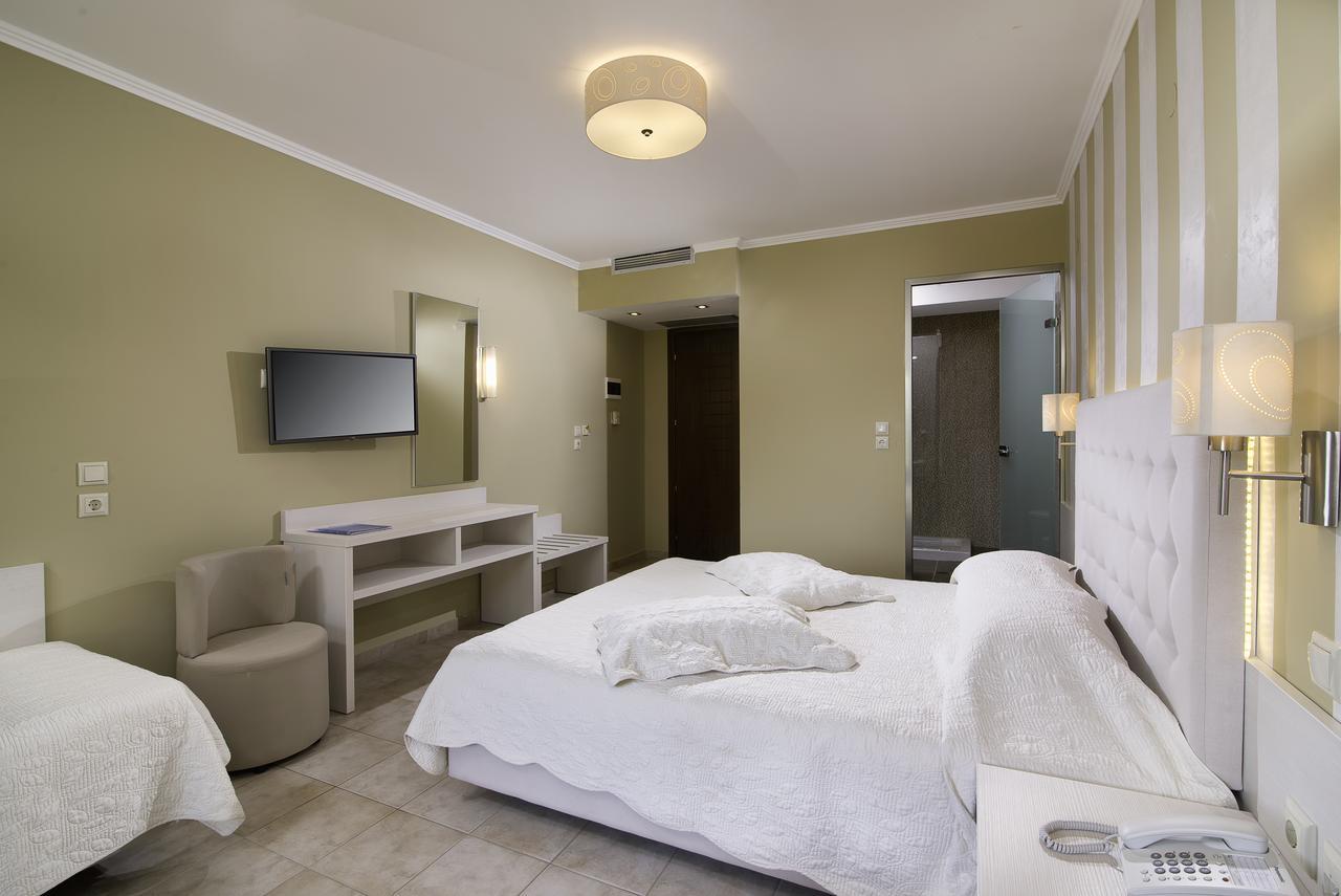 Ocean Beach 4*