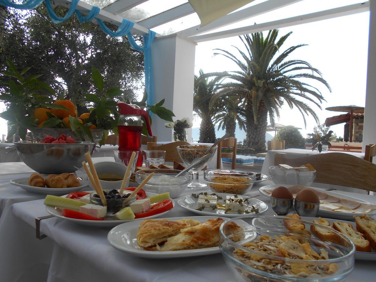 Kinira Beach Hotel Koinira