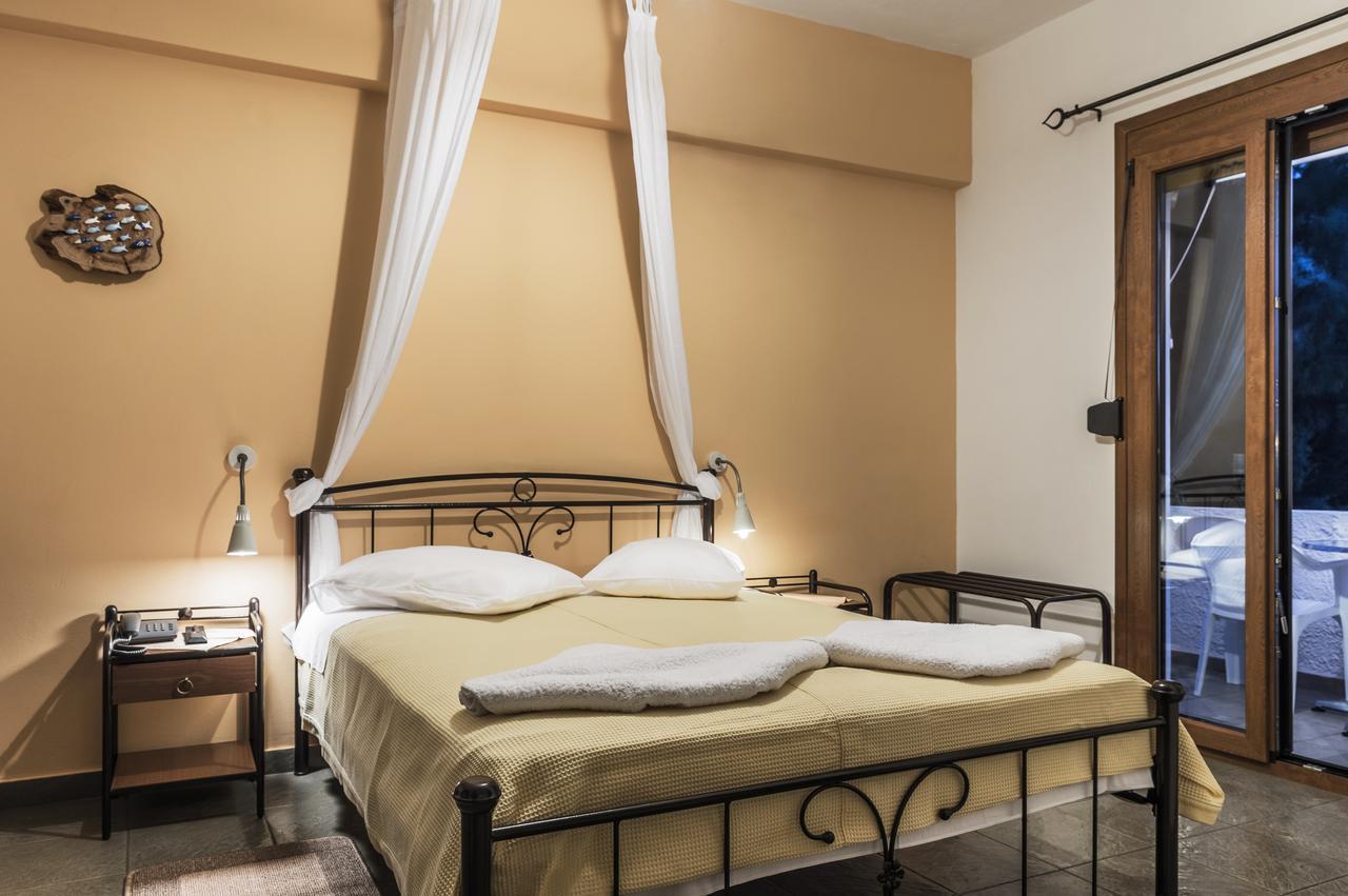 Hotel United Europe Korissia (Kea)
