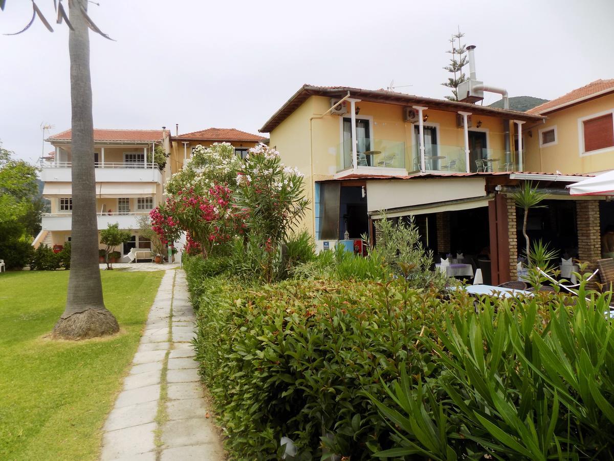 Blue Hotel