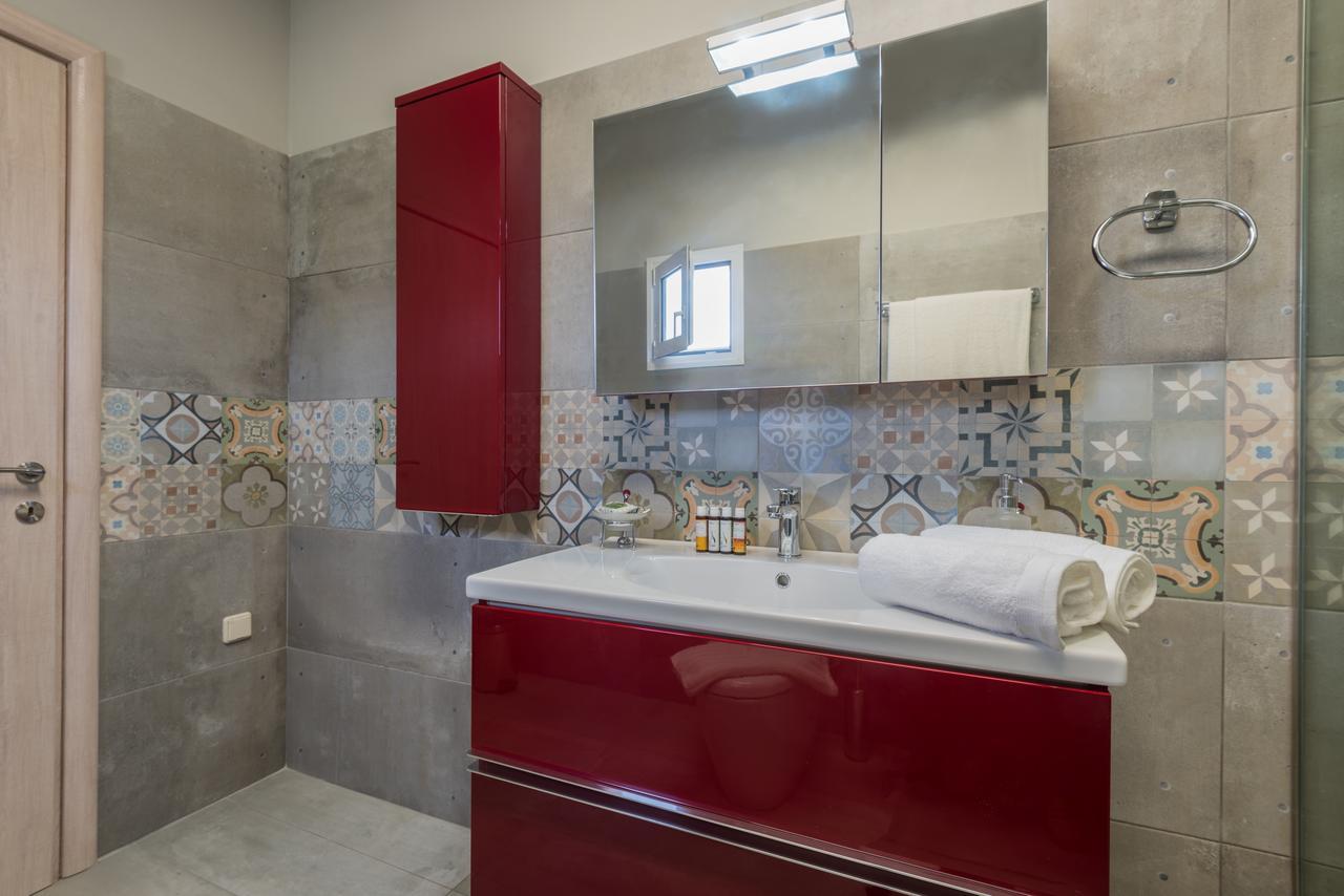 Aparthotel Peristera Katelios