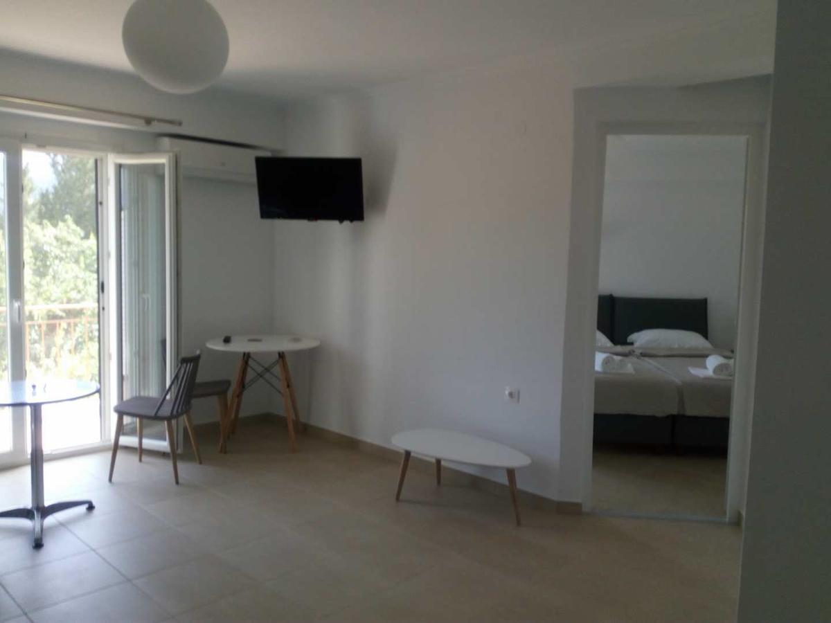 Athineon Nydri (Lefkada)