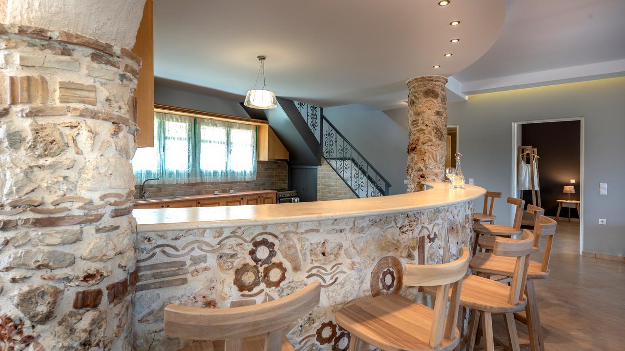 Amari Villa *