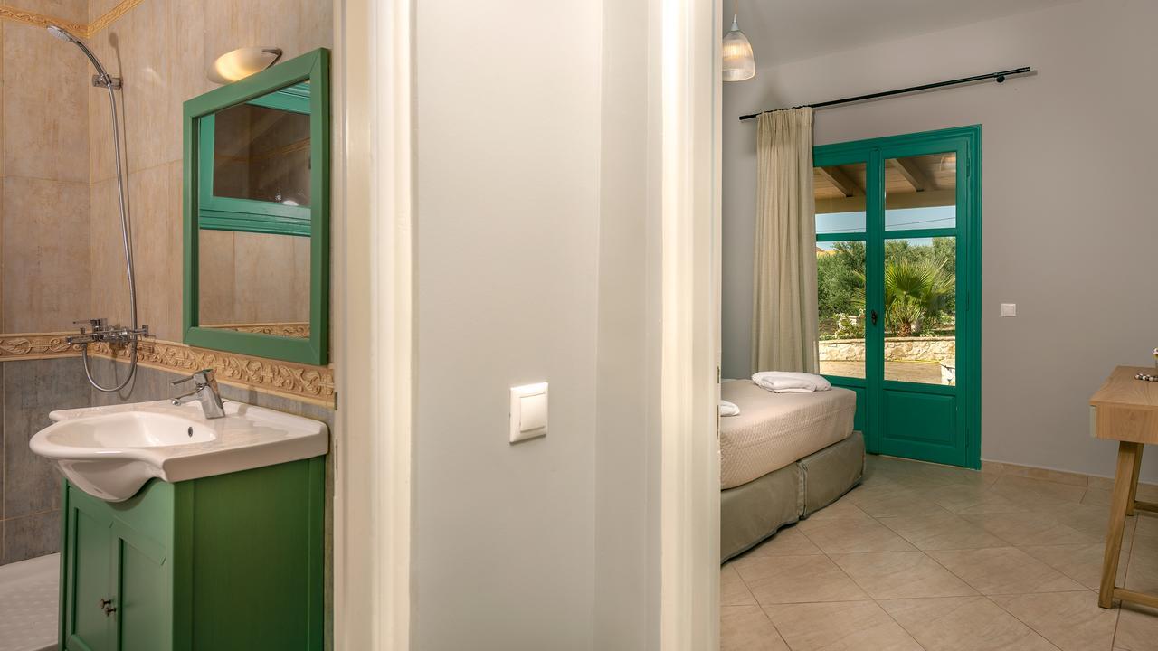 Amari Villa