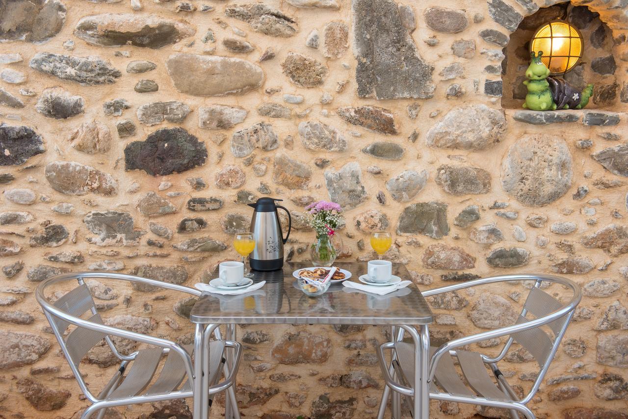 Antigoni Guest house 2*