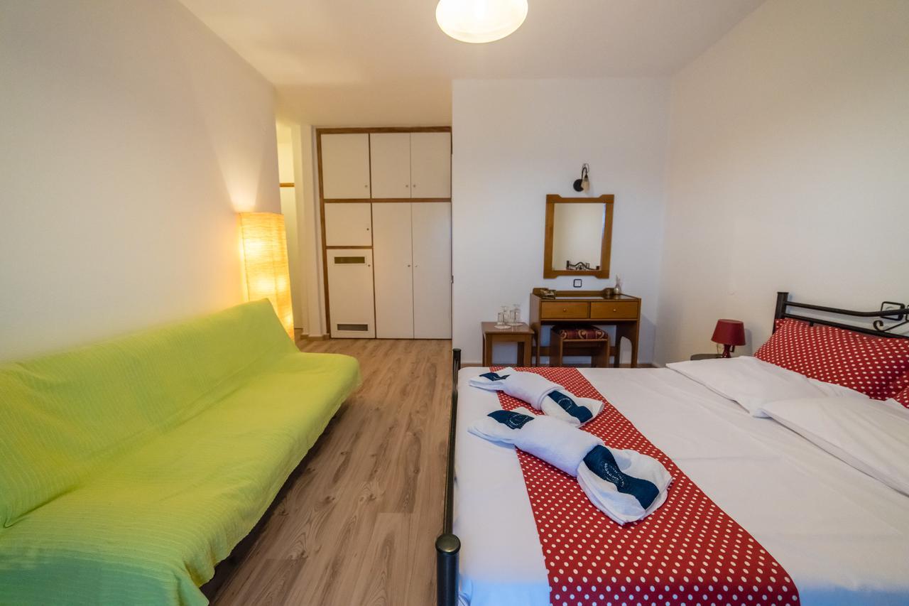 Hotel Athina 2*