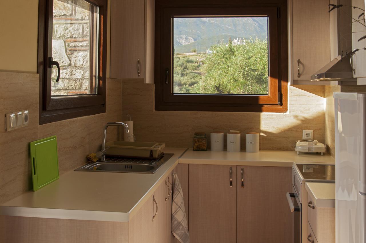 Apartment Ellinas Homes