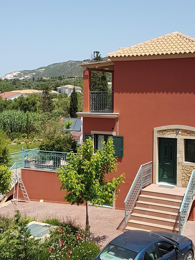 Pleiades Luxury * Svoronata
