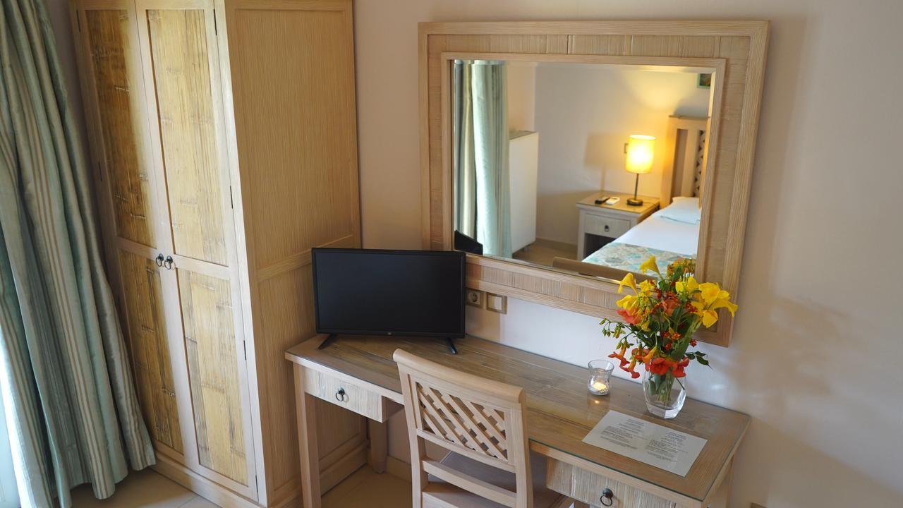 Spiti Nikos 3*