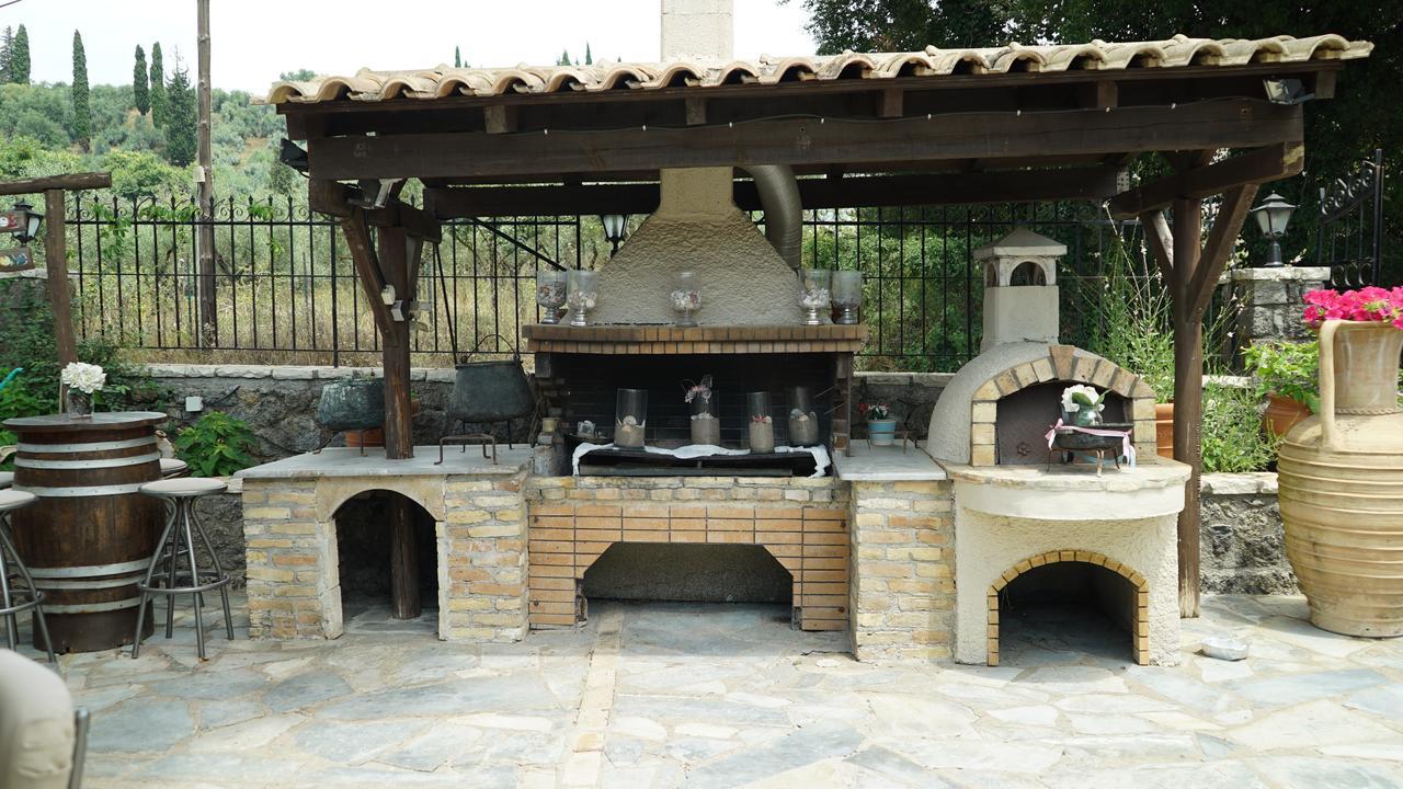 Spiti Nikos 3*