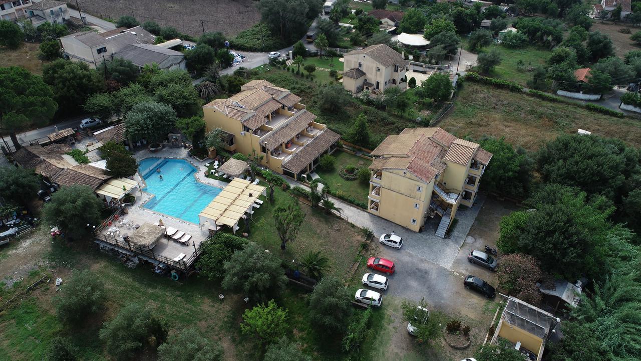 Spiti Nikos Aparthotel Danilia