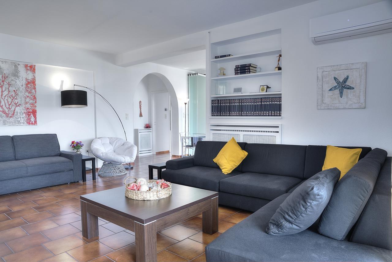 Glyfada Riviera Apartment Athens