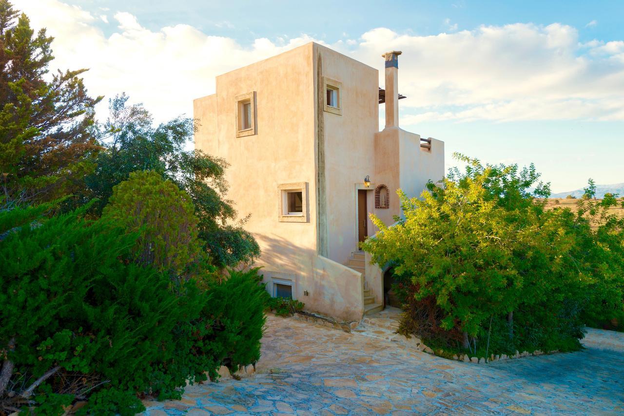Villa Myrsini *