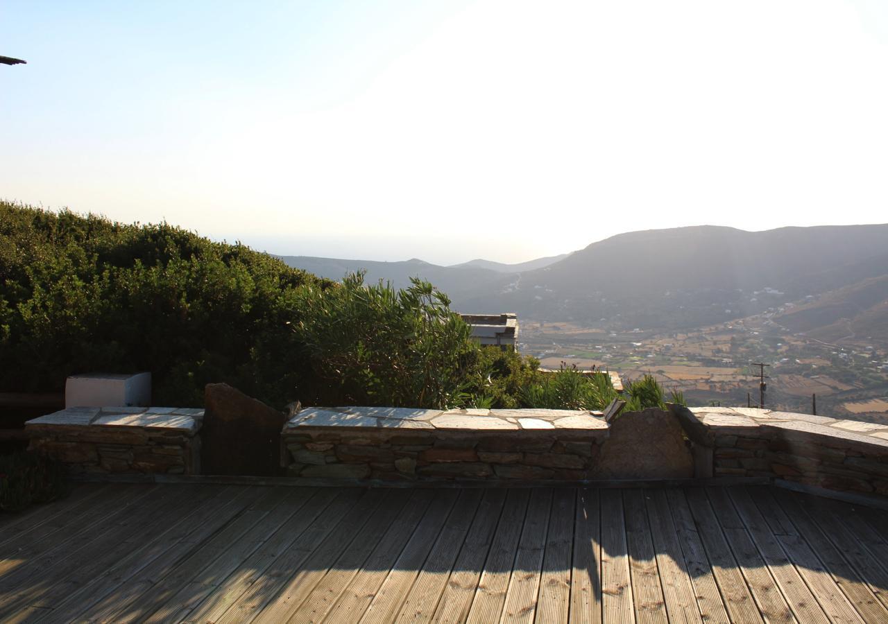Adonis * Andros Town