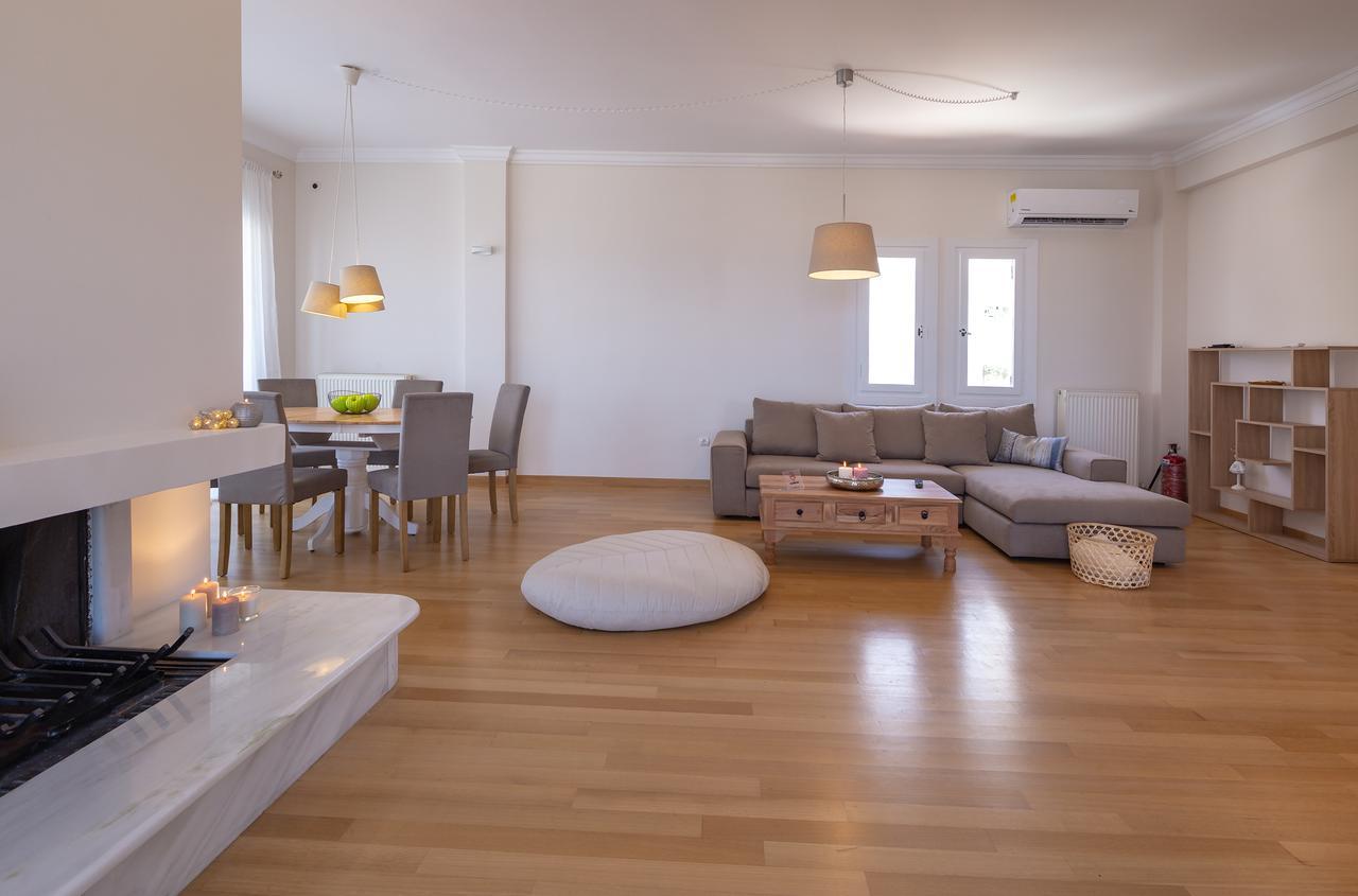 Rhea - Glyfada Sea View *