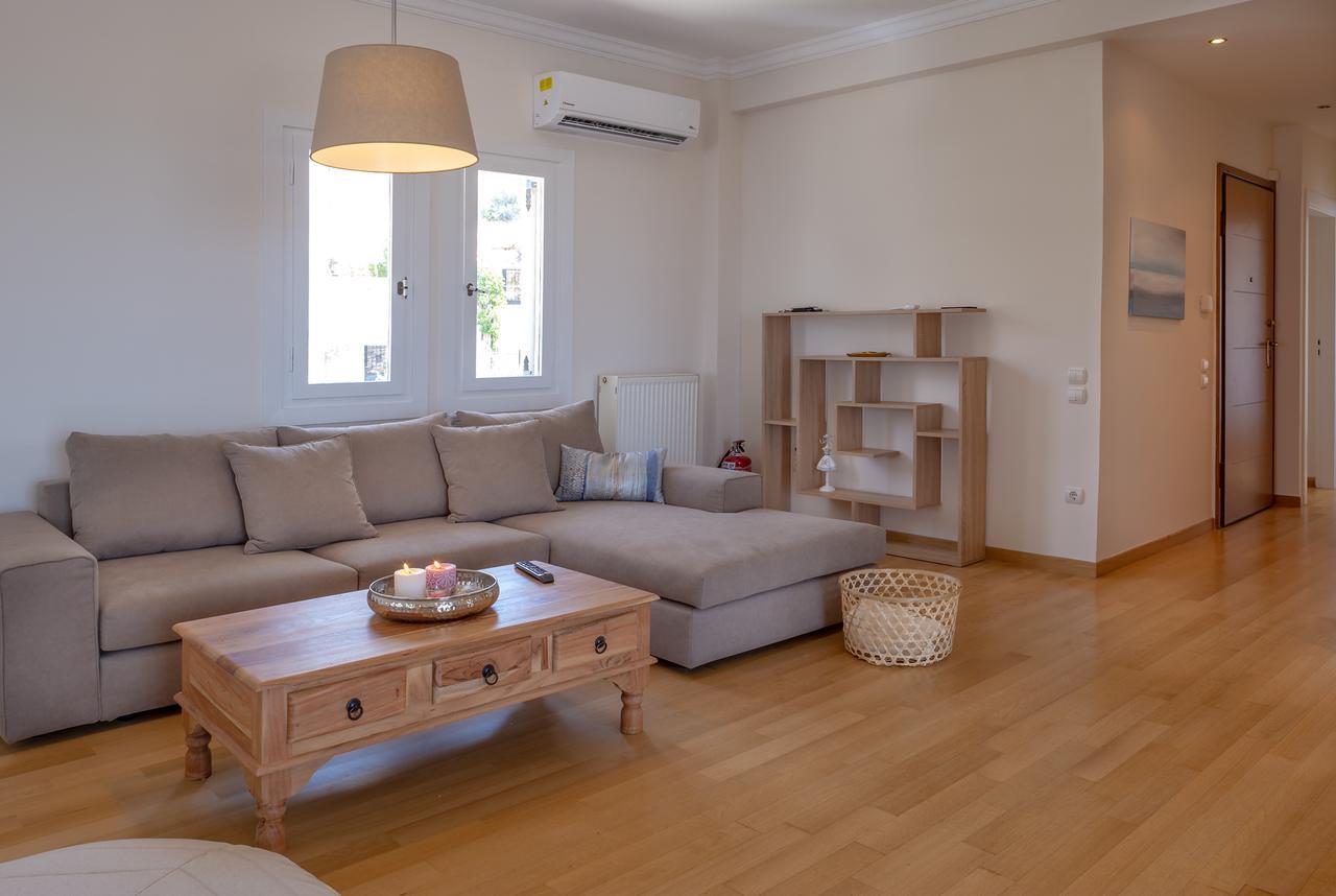 Rhea - Glyfada Sea View Apartment *