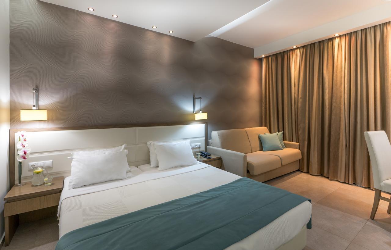 Hotel Cosmopolitan & 4*