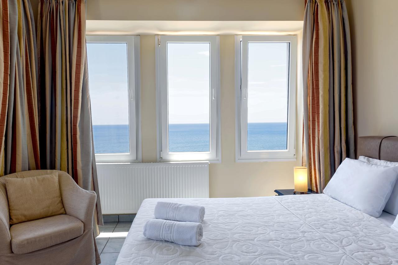 Sea Breeze Chios Monolia