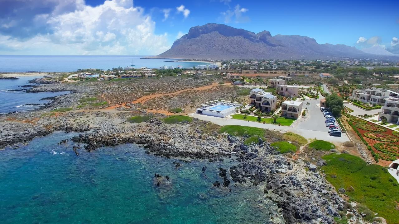 Nanakis Aparthotel 3*