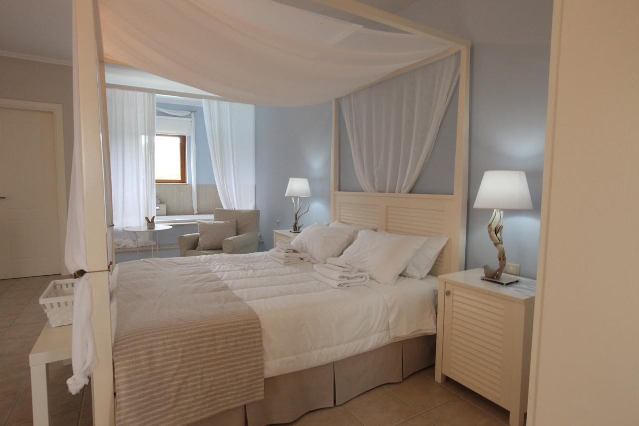 Olivastro * Lefkada City