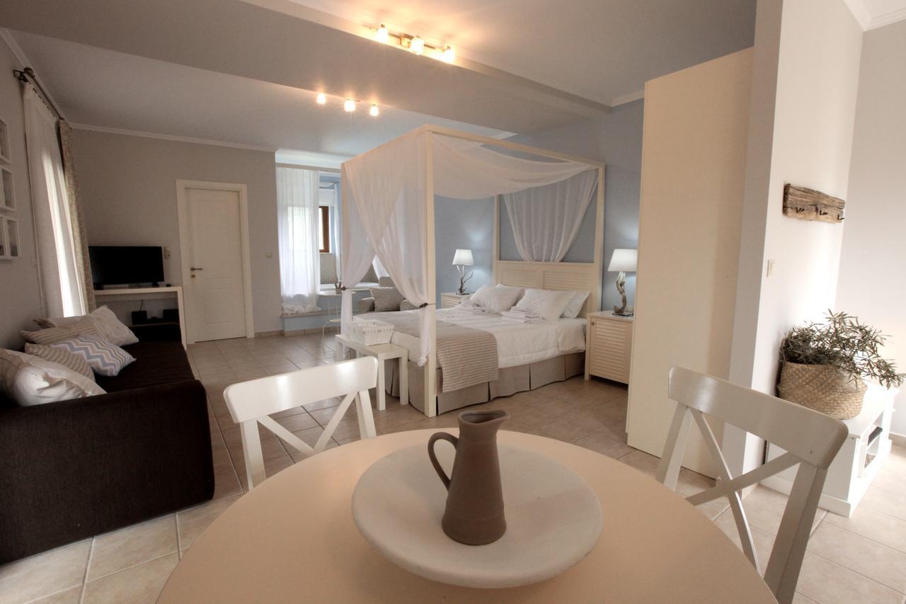 Olivastro Lefkada City