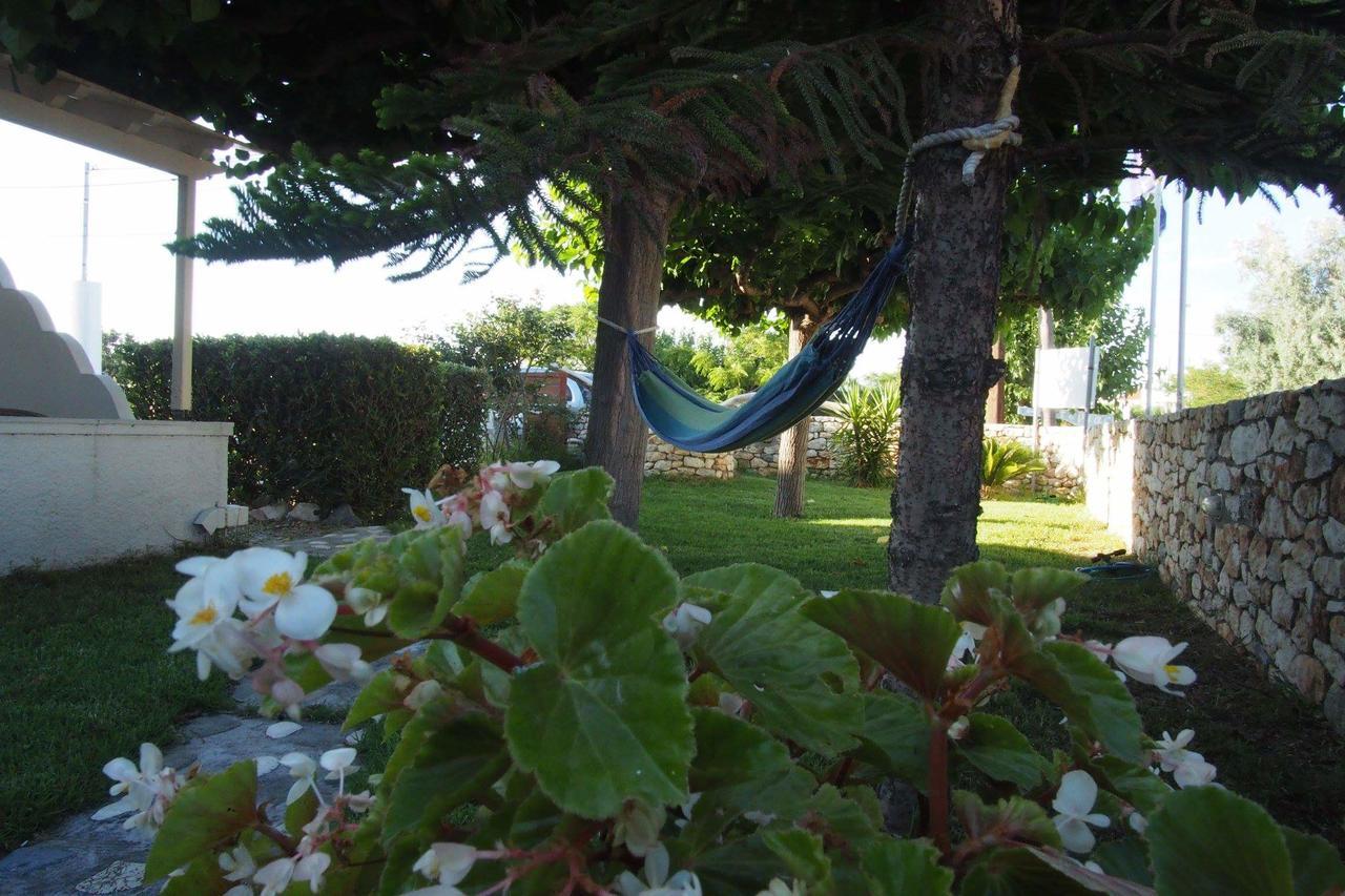 Aparthotel Irini *