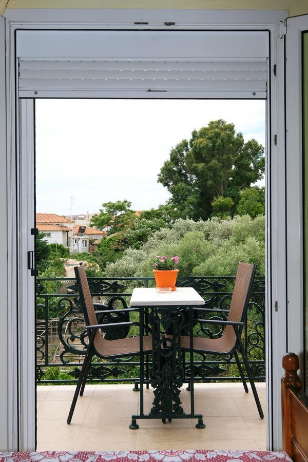 Apollo Pavilion Apartment Myrina