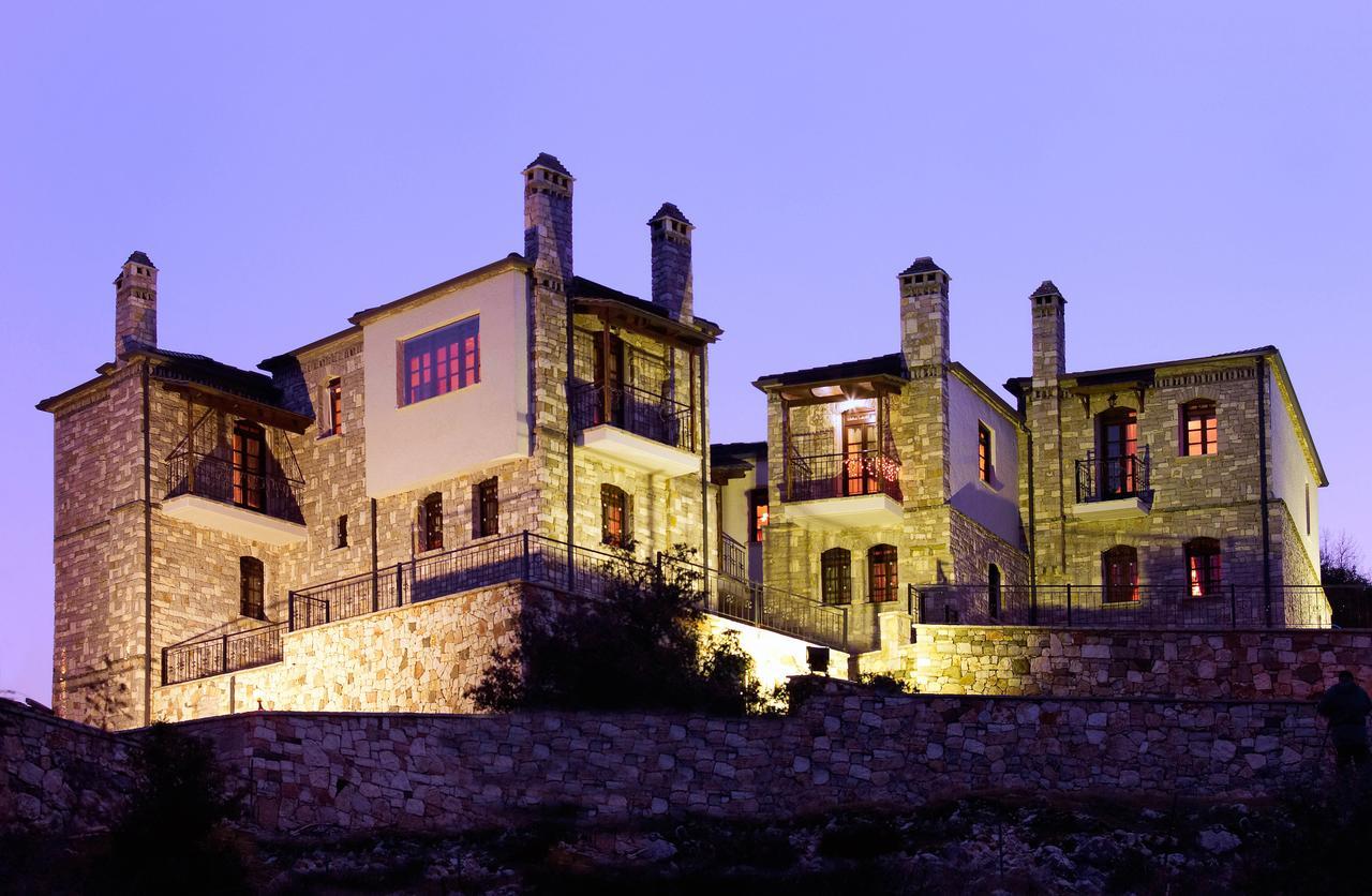 Aiolides Traditional Homes * Asprangeloi