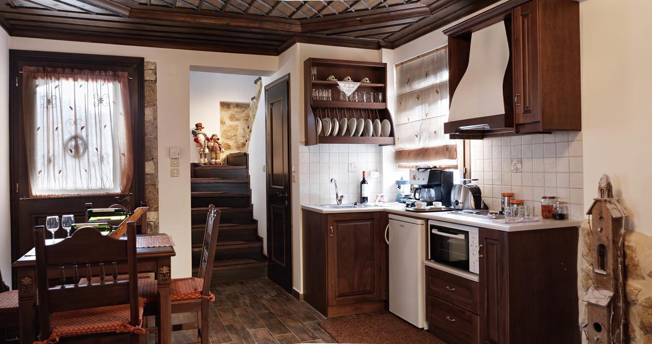 Aiolides Traditional Homes