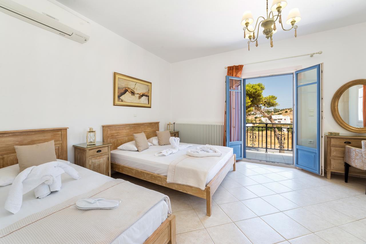 Panos Parikia Apartment